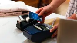 Como Personalizar Seu Cartão de Crédito com Adesivos