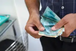 Empréstimo com restrição