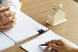 empréstimo com garantia de investimento